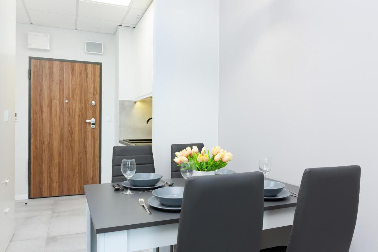 Apartments With Parking Warsaw Business Center By Noclegi Renters Eksteriør billede