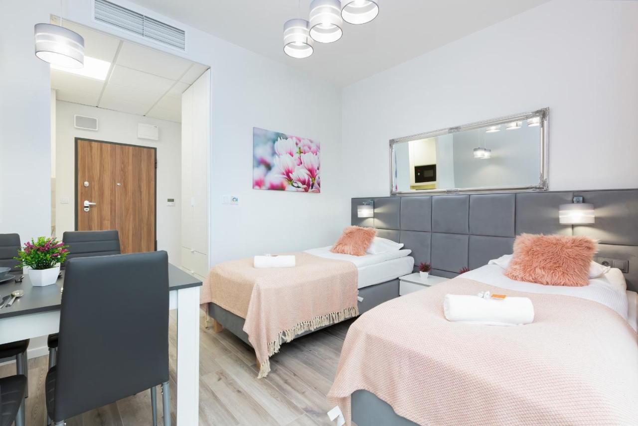 Apartments With Parking Warsaw Business Center By Noclegi Renters Eksteriør billede